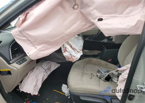 2018 Hyundai Elantra Sel z USA, uszkodzony, nr VIN 5NPD84LFXJH249525